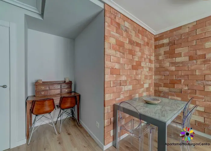 Edificio Aptos Turisticos - Centro Hc7 *