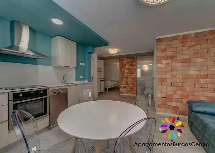 Edificio Aptos Turisticos - Centro Hc7 * Burgo